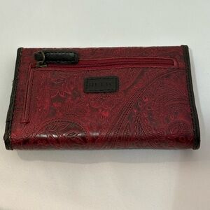 Relic Women’s‎ trifold wallet embossed paisley print red faux leather black trim